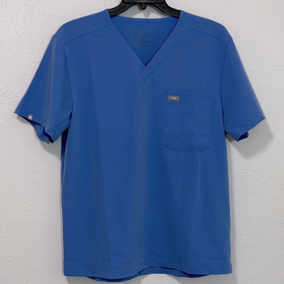 FIGS - SIZE LARGE  - TECHNICAL COLLECTION - STYLE FM1500 - BLUE - 3 POCKET - B17 - Picture 1 of 8